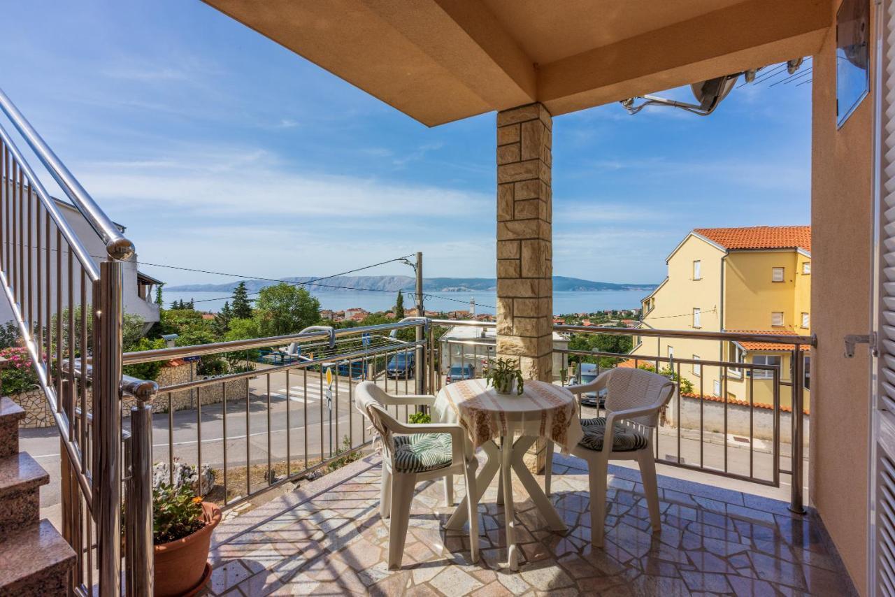 Apartmani Jarić Novi Vinodolski Bagian luar foto