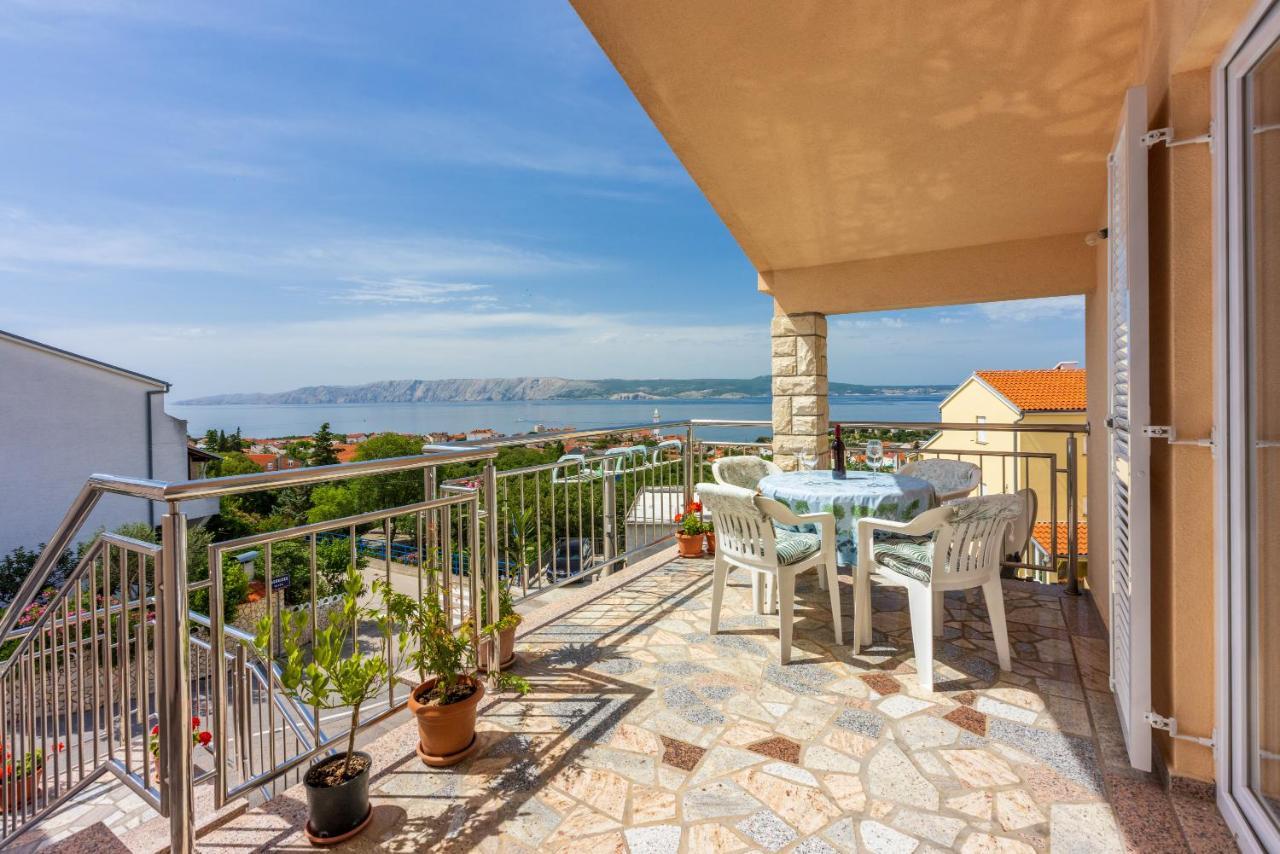 Apartmani Jarić Novi Vinodolski Bagian luar foto