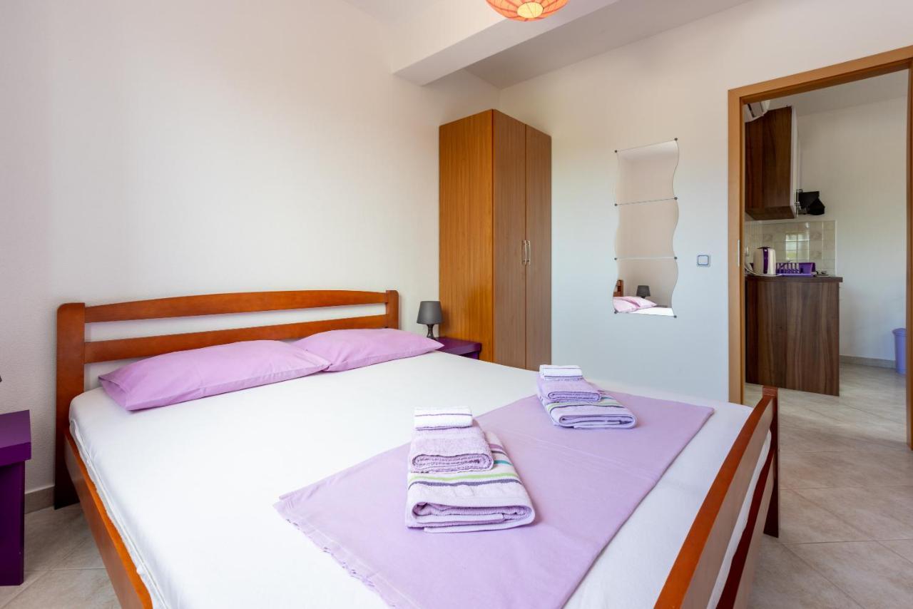 Apartmani Jarić Novi Vinodolski Bagian luar foto