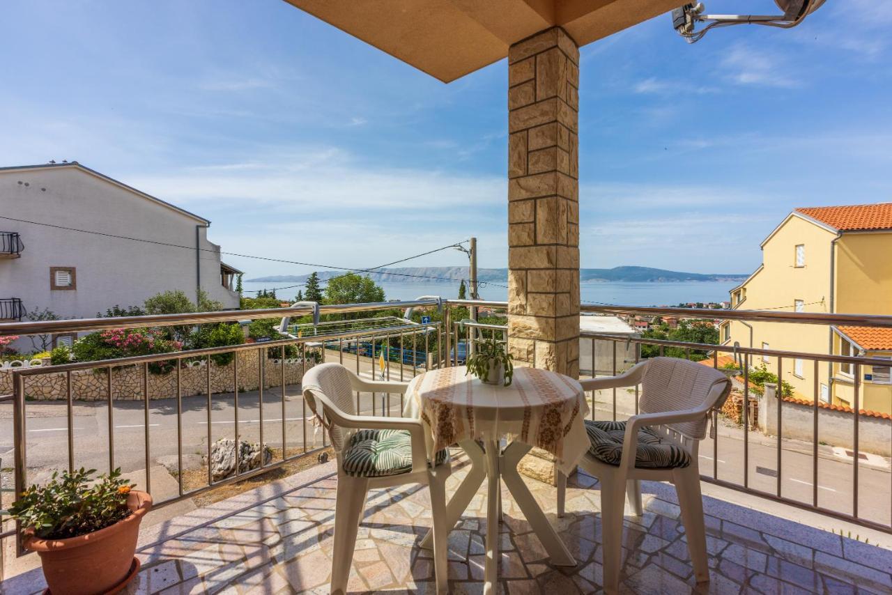 Apartmani Jarić Novi Vinodolski Bagian luar foto