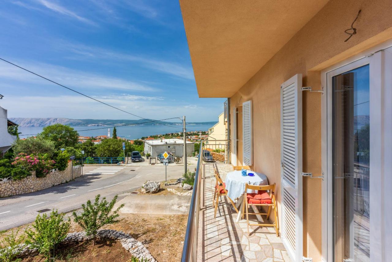 Apartmani Jarić Novi Vinodolski Bagian luar foto