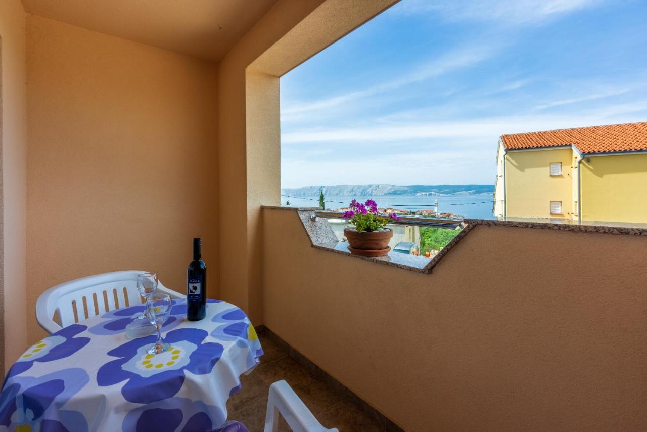 Apartmani Jarić Novi Vinodolski Bagian luar foto