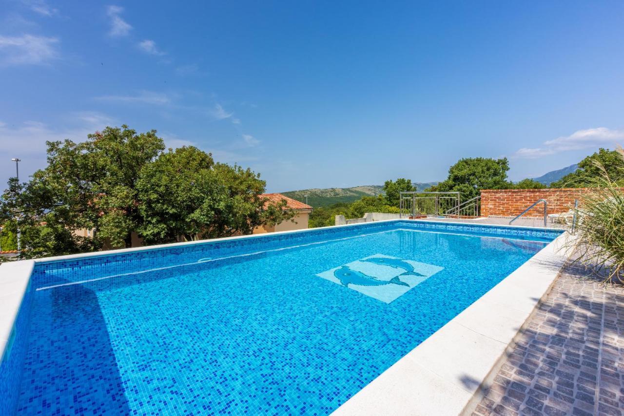 Apartmani Jarić Novi Vinodolski Bagian luar foto