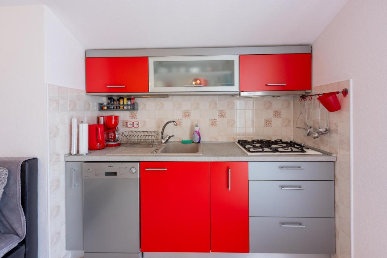 Apartmani Jarić Novi Vinodolski Bagian luar foto