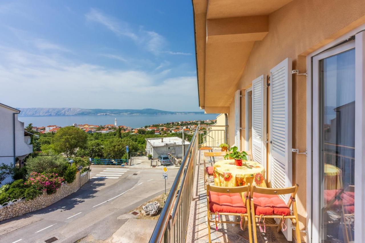 Apartmani Jarić Novi Vinodolski Bagian luar foto