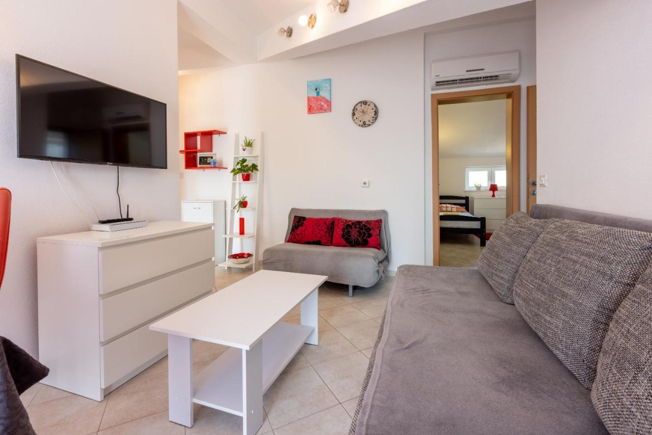Apartmani Jarić Novi Vinodolski Bagian luar foto